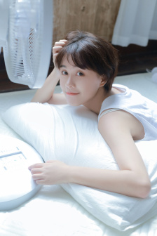 《乳色吐息》在线观看OVA上卷